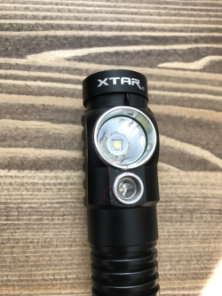 XTAR H1 Commander (1xXP-G2 R5+1xRED, 1xAA, 330lm, 106m)