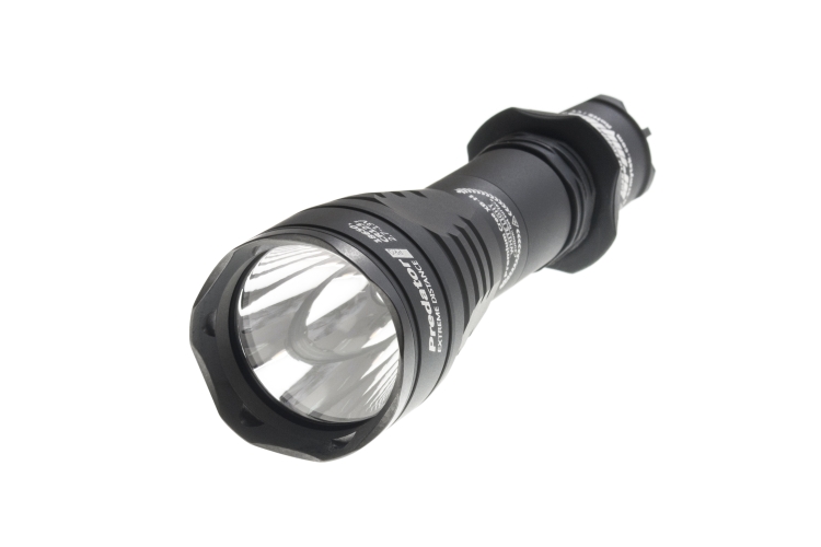 Armytek Predator v3 /Black/ XP-L Hi White (1200LED lm, 437m)