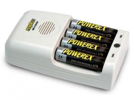 Maha Powerex MH-C204W