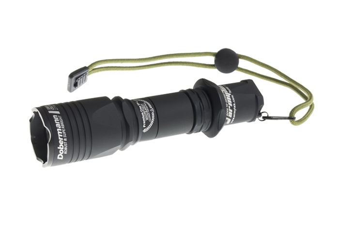 Armytek dobermann2